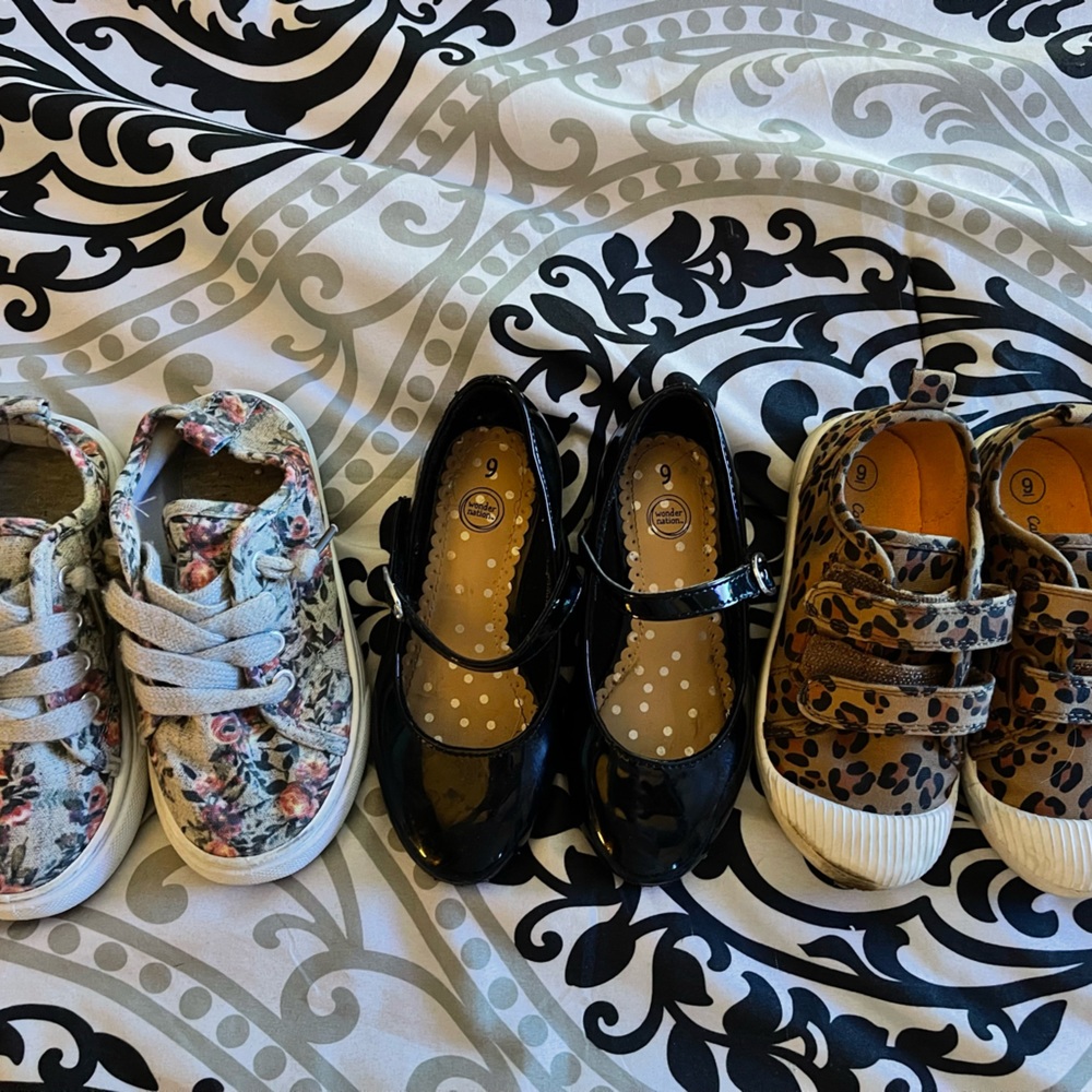 Little Girls size 9 shoe bundle